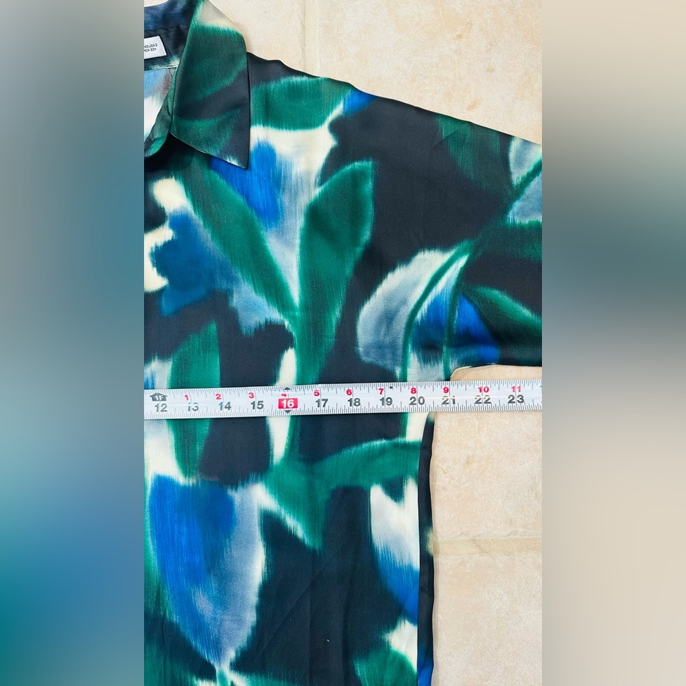 Mango MNG Tropical Blouse XS Made in Italy Tropical Business Casual Collared - Picture 9 of 12